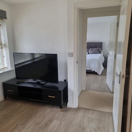 Bromley Common- Double Bedroom With En-Suite With Private Lounge In Shared Town House Exteriér fotografie