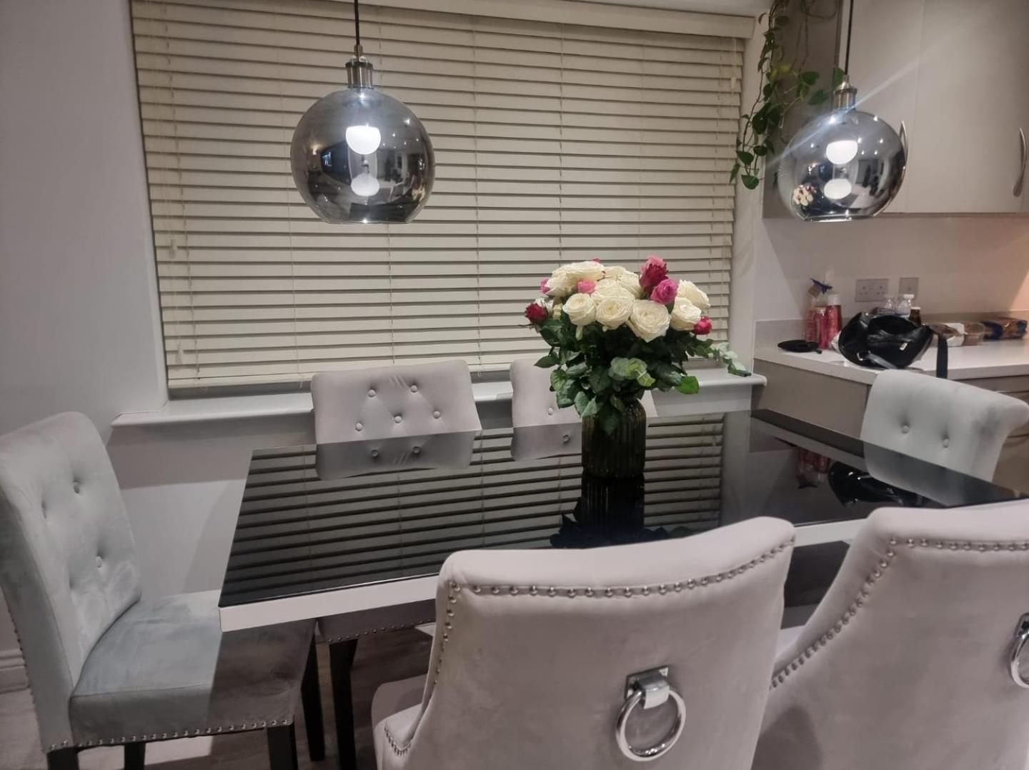 Bromley Common- Double Bedroom With En-Suite With Private Lounge In Shared Town House Exteriér fotografie